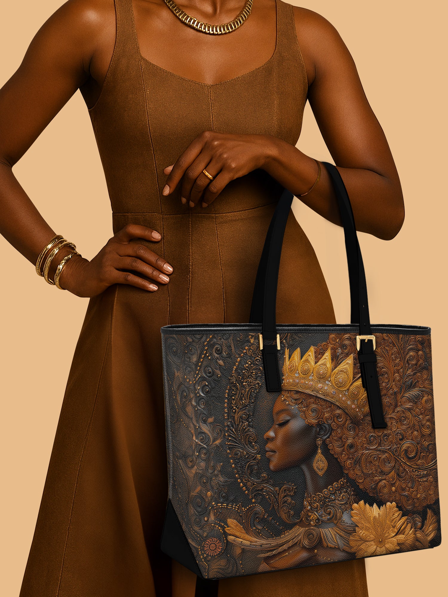 Queen Rising Sleek Leather Tote QR0XD122