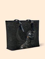 Crowned In Onyx Leather Bucket Bag QR0XD728