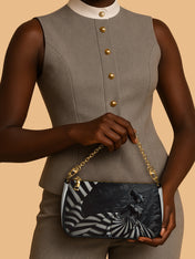 Monarch of Lines Classic Zip Pochette QR0XD438