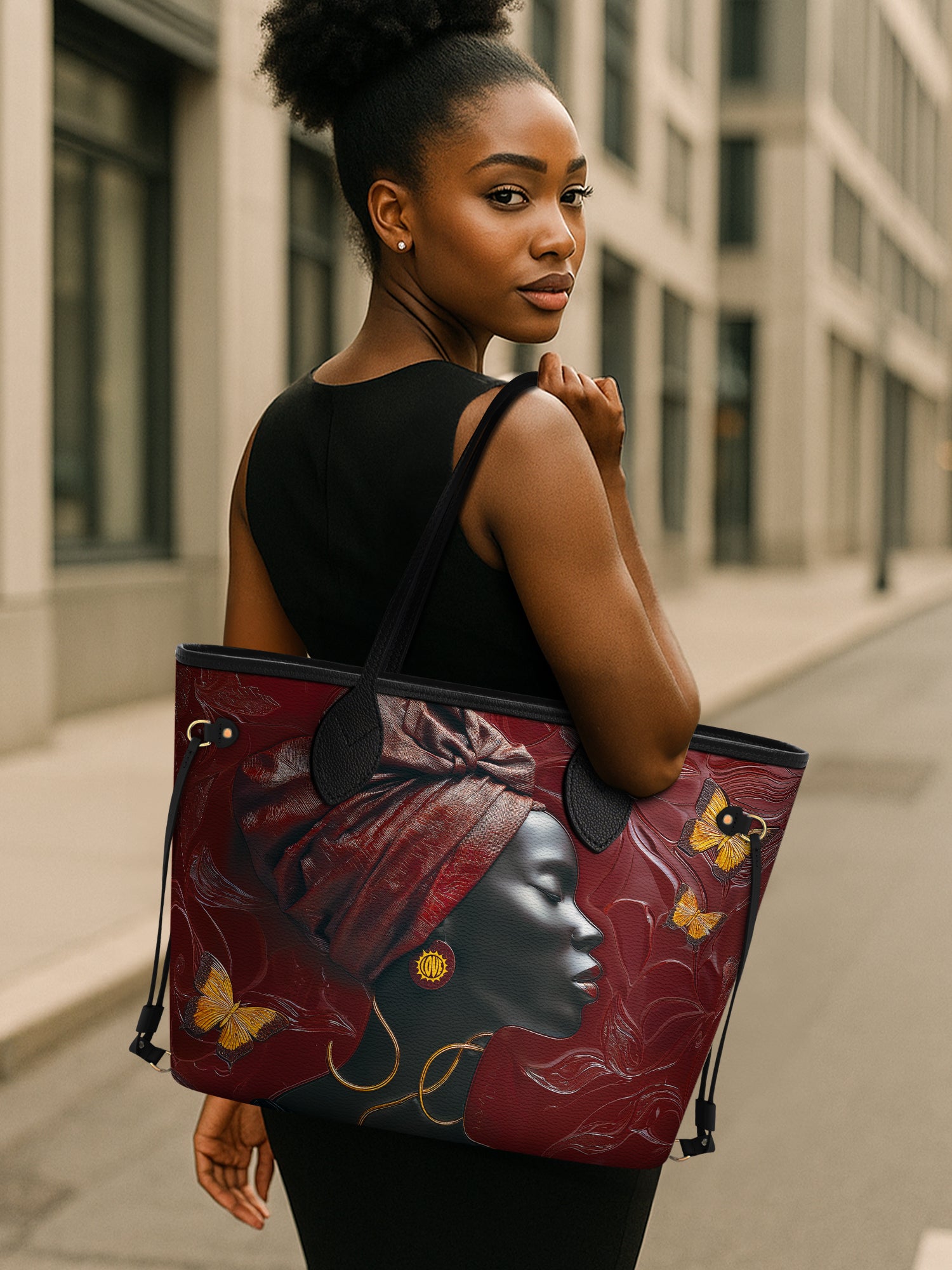 Gilded Grace Classic Shopper Tote QR0XD039