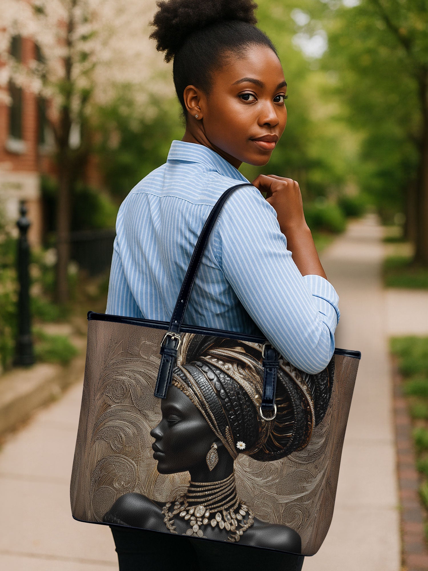 Althea Gold Leather Bucket Bag QR0XD729