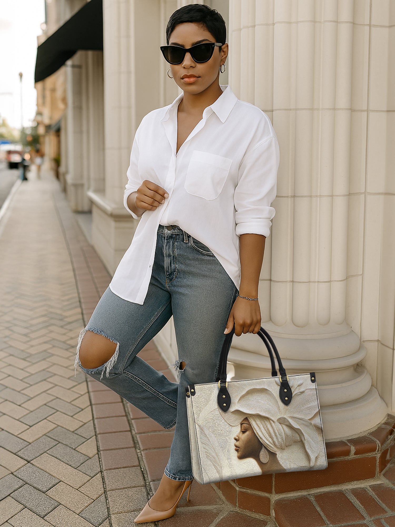 Ivory Blossom Premium Leather Handbag QR0TV067