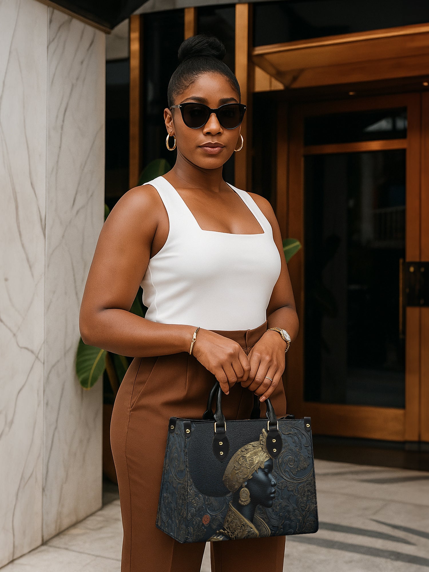 Ebony Sovereign Premium Leather Handbag QR0XD126