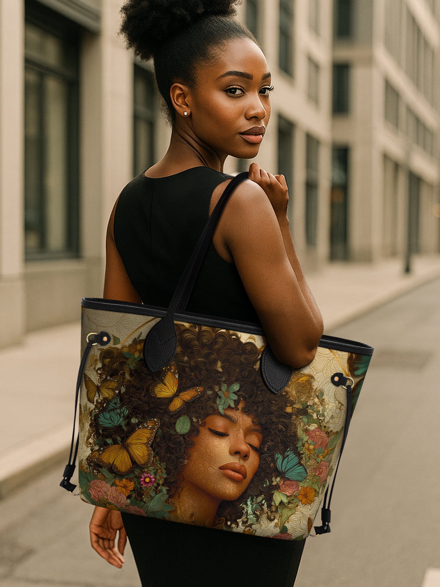 Floral Queen Classic Shopper Tote QR0HH012