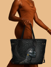 Crowned In Onyx Classic Shopper Tote QR0XD067