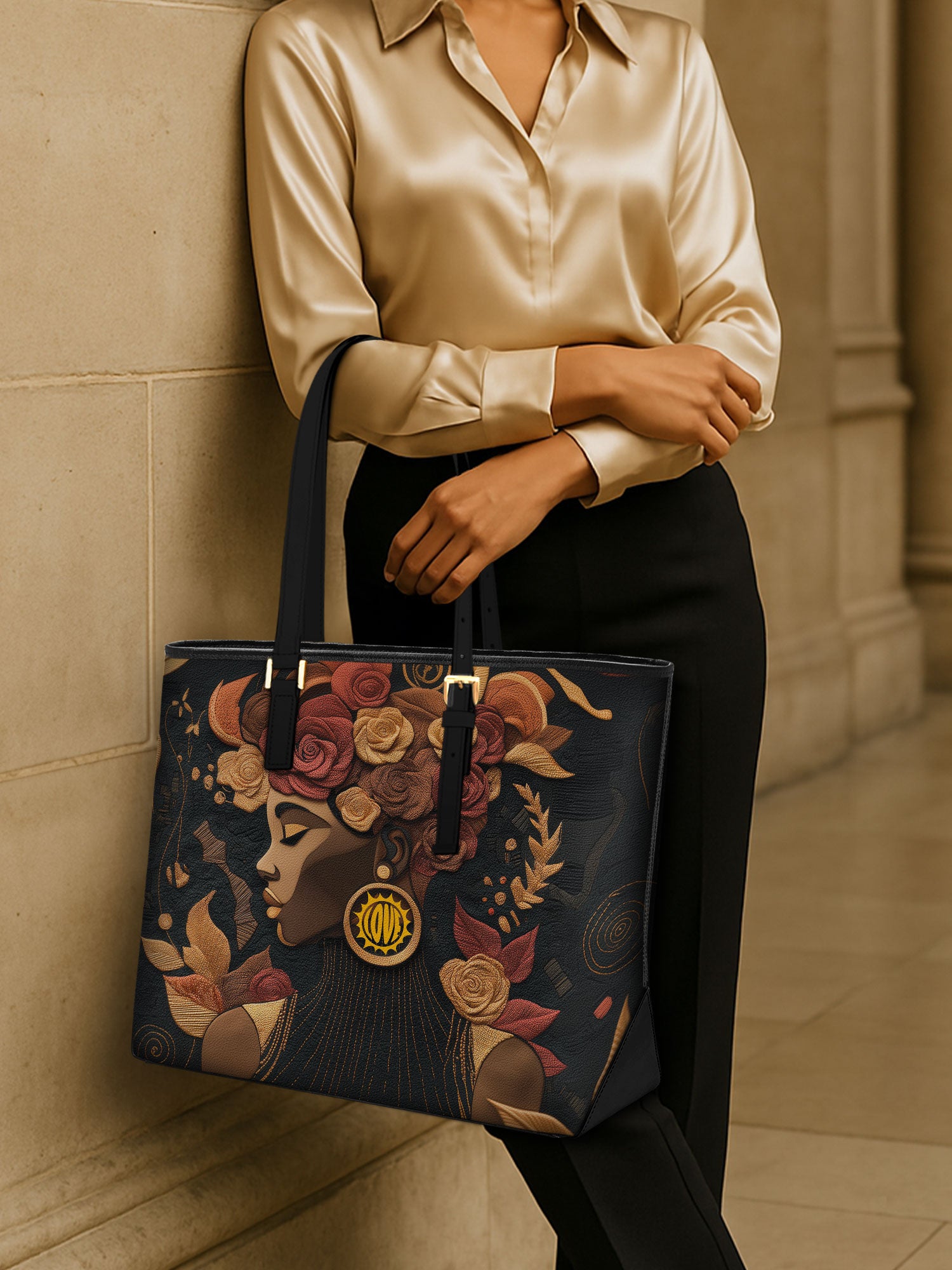 Flora Obscura Sleek Leather Tote QR0XD071