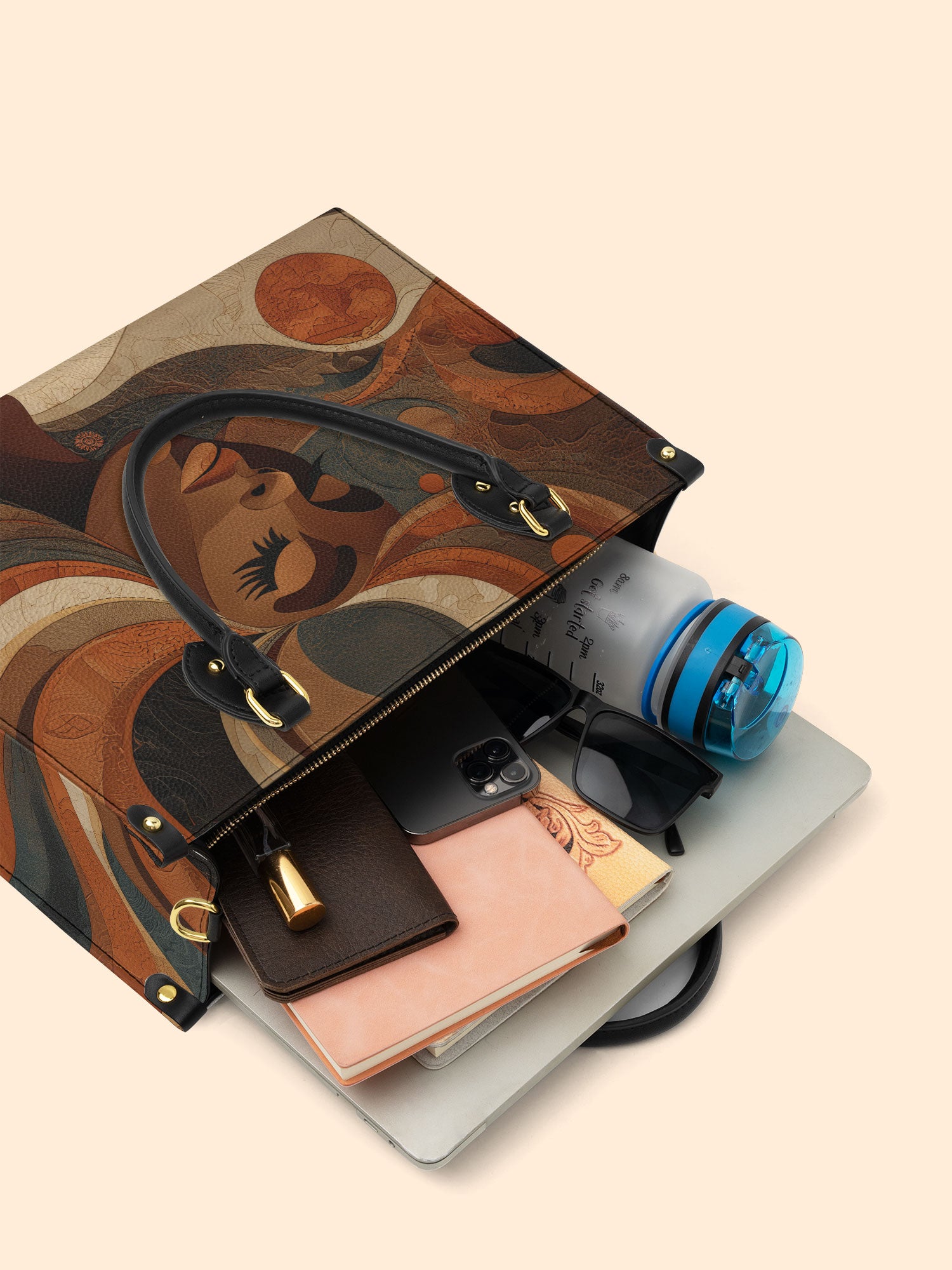 Carved Beauty Premium Leather Handbag QR0HH040