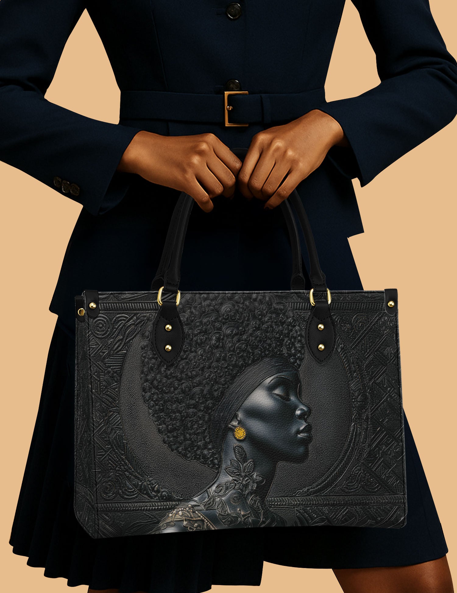 20250804_LE_BLACK_Crowned-In-Onyx_ARND135_ADSG122_Mockup_Focus_4.jpg