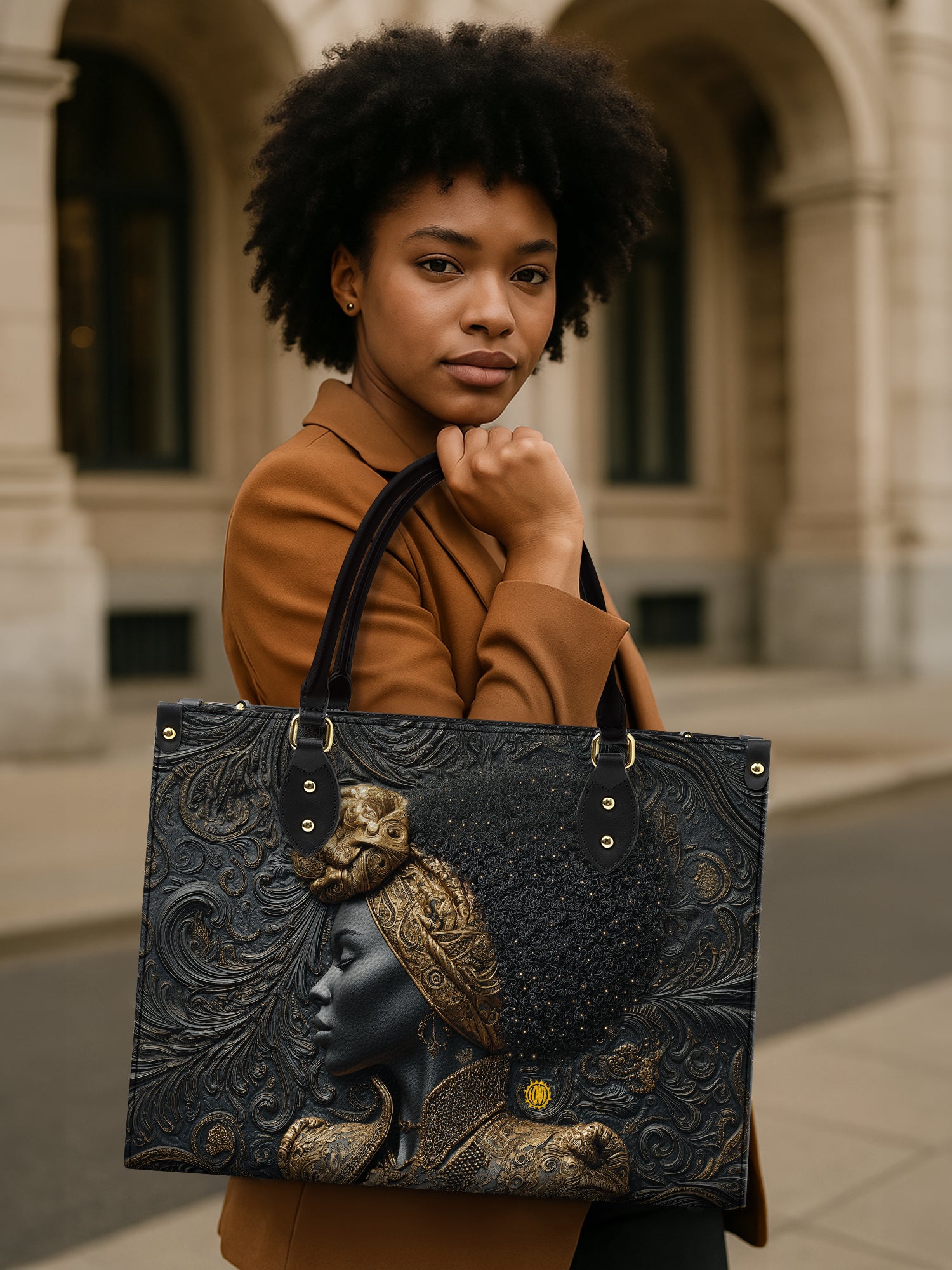 Crown Legacy Premium Leather Handbag QR0XD195