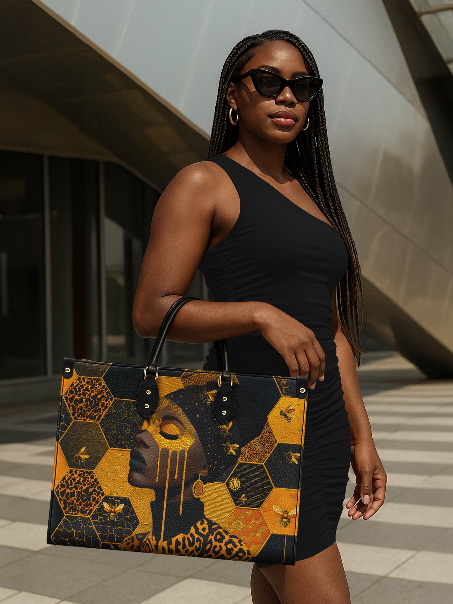 Queen Bee Premium Leather Handbag QR0XD201