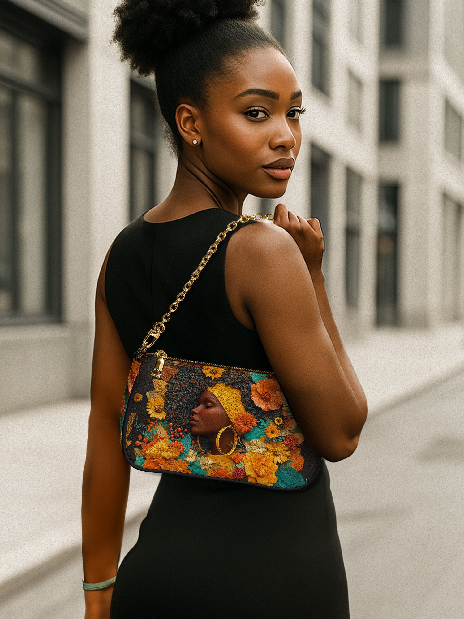 Crowned In Bloom Classic Zip Pochette QR0XD205