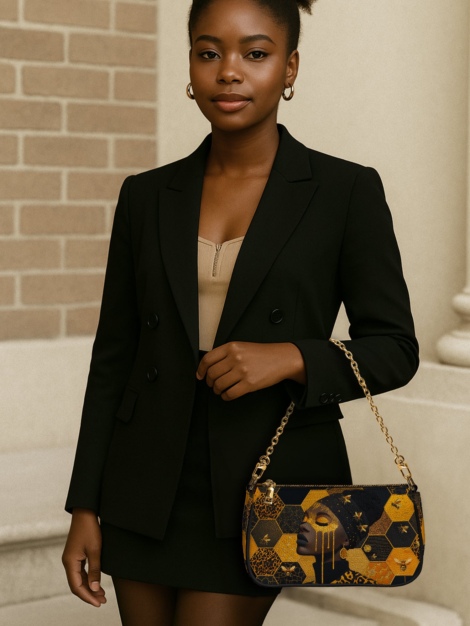 Queen Bee Classic Zip Pochette QR0XD202