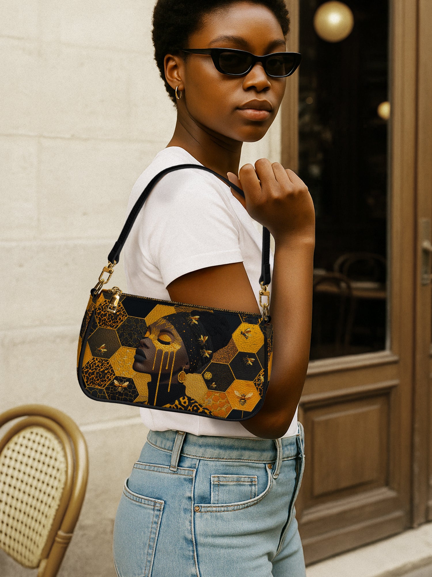 Queen Bee Classic Zip Pochette QR0XD202