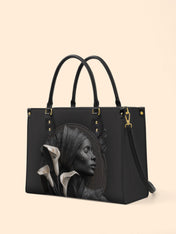 Midnight Grace Premium Leather Handbag QR0TD219