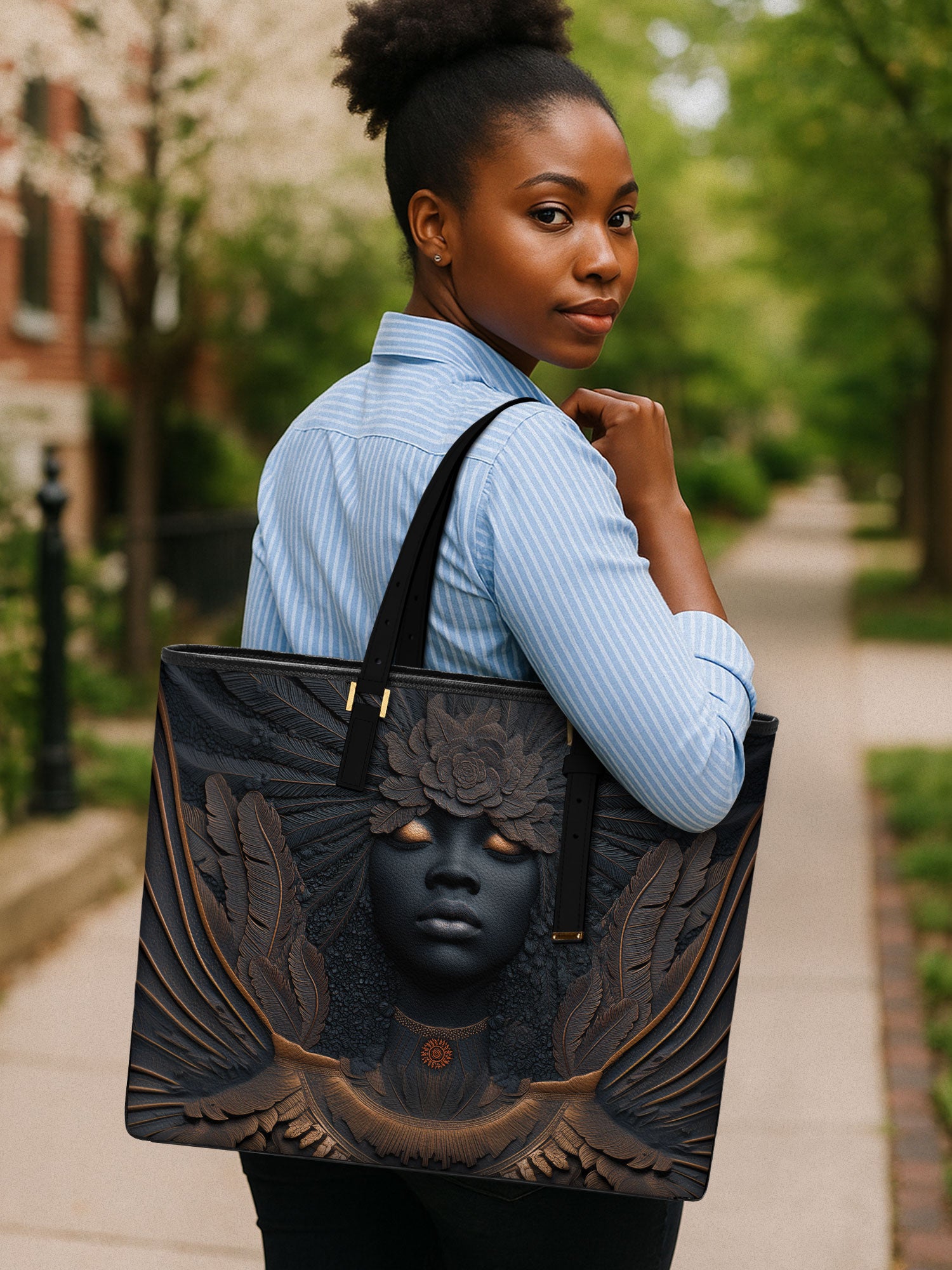 Whispered Canopy Sleek Leather Tote QR0TD298