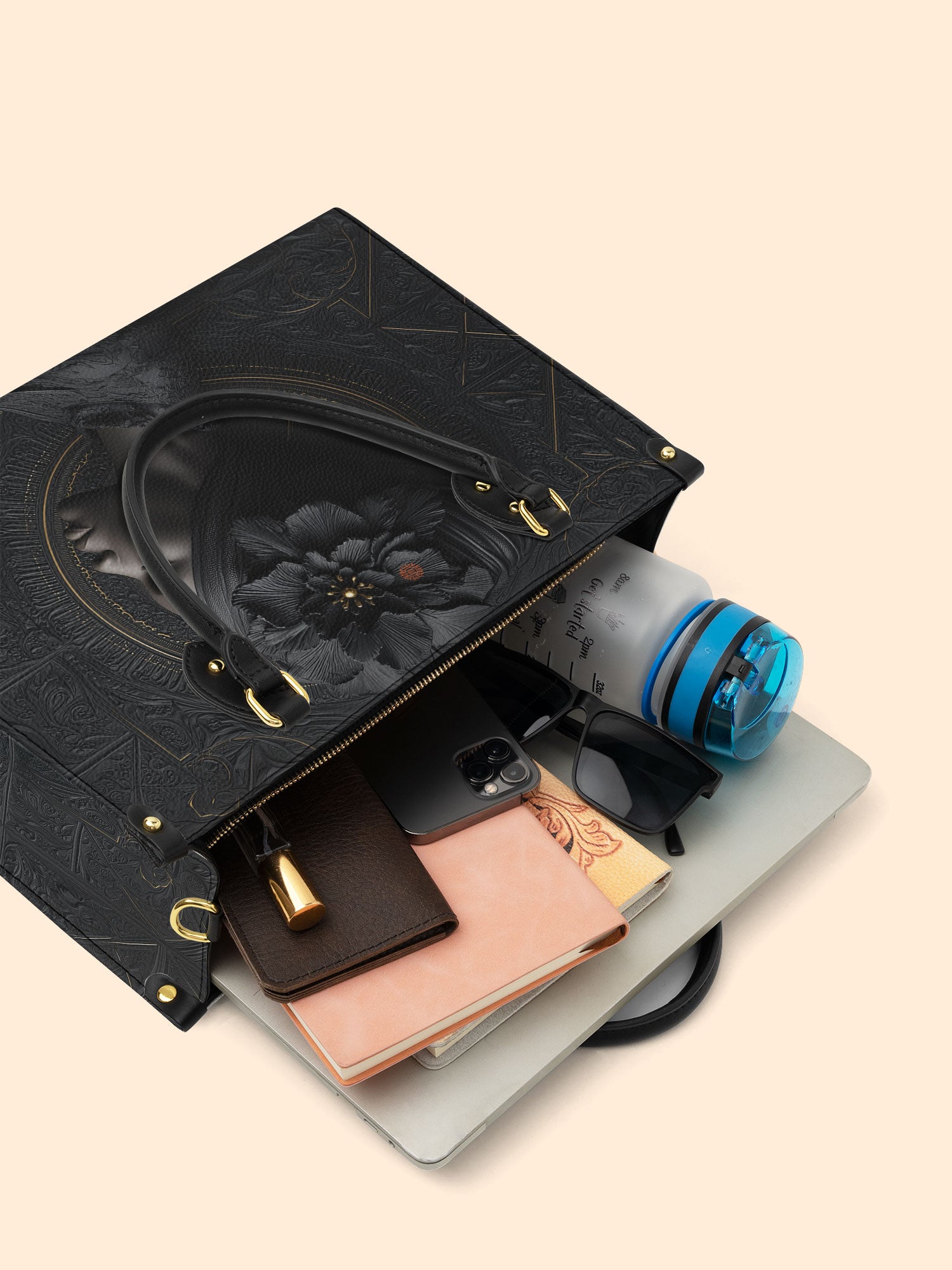 Noir Dahlia Premium Leather Handbag QR0TV094