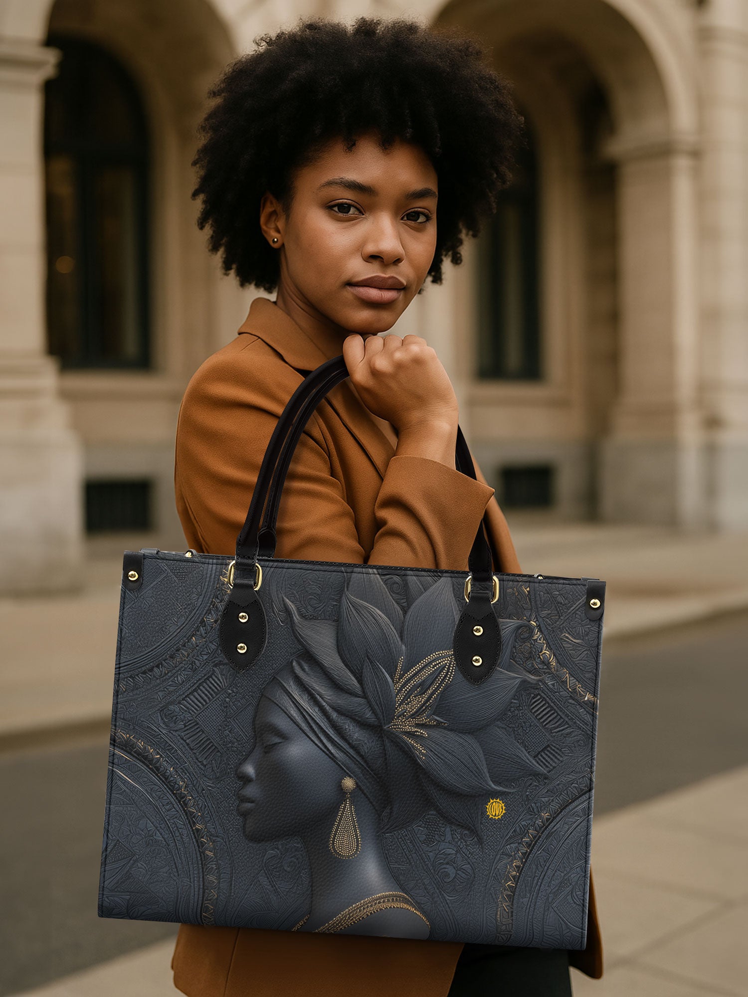 Obsidian Queen Premium Leather Handbag QR0TV097