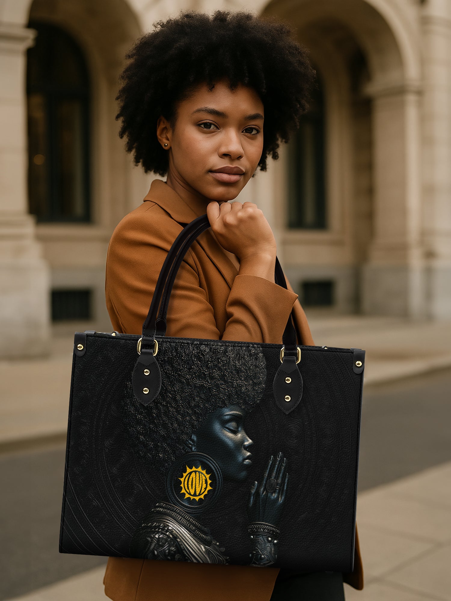 Sacred Shade Premium Leather Handbag QR0TD290