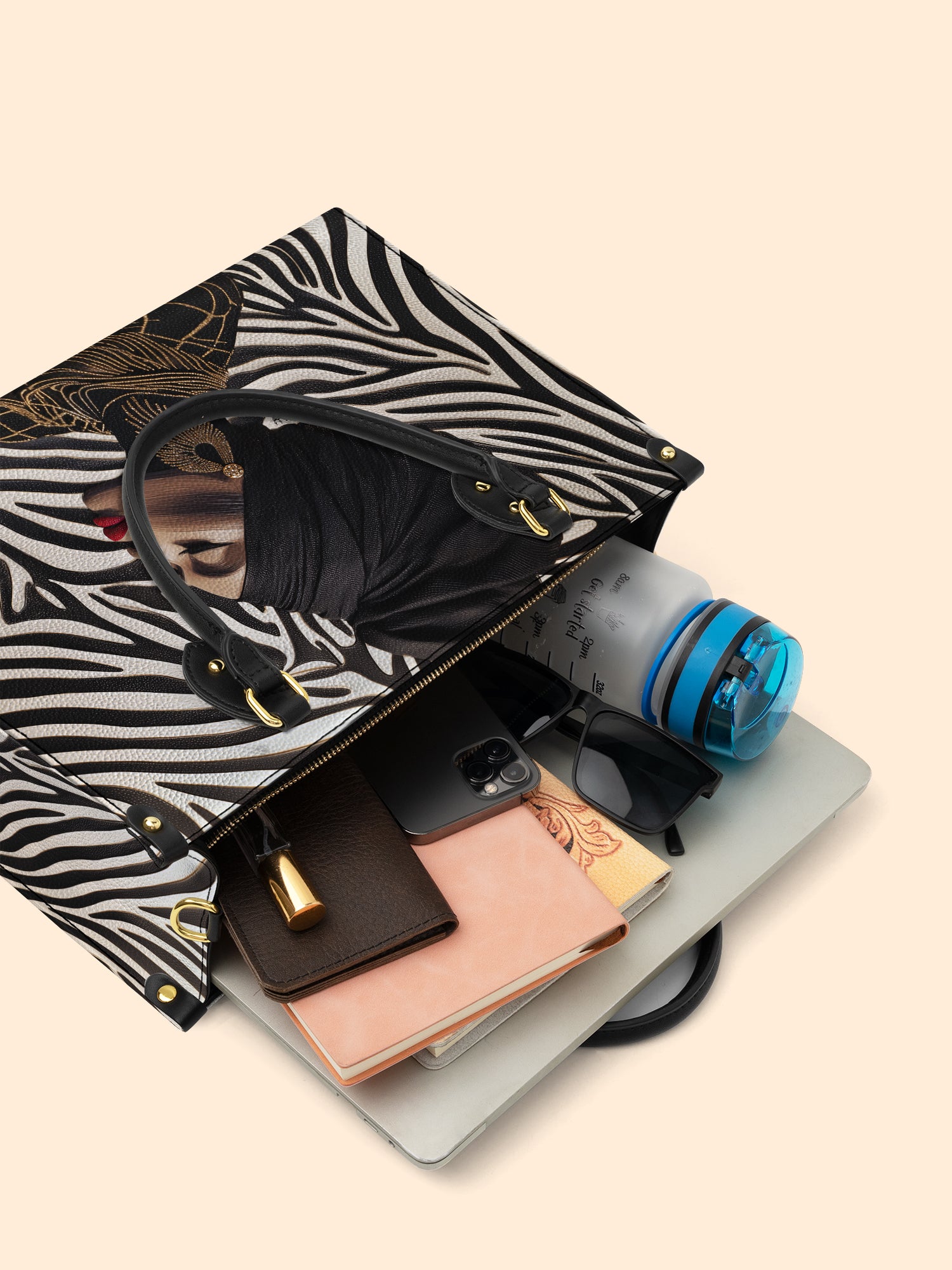 Wild Grace Premium Leather Handbag QR0TV134