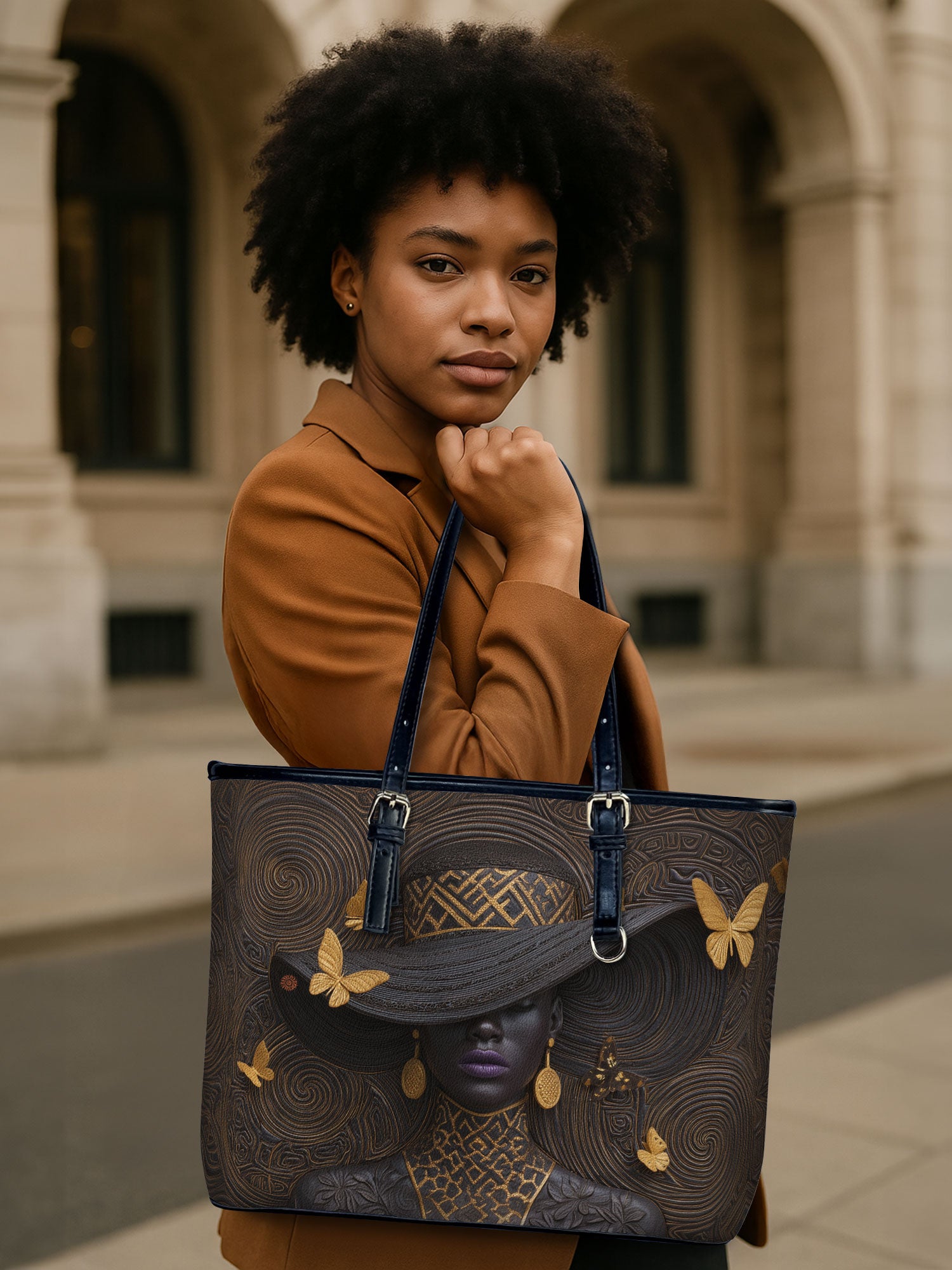 Voices of Glory Leather Bucket Bag QR0XD722