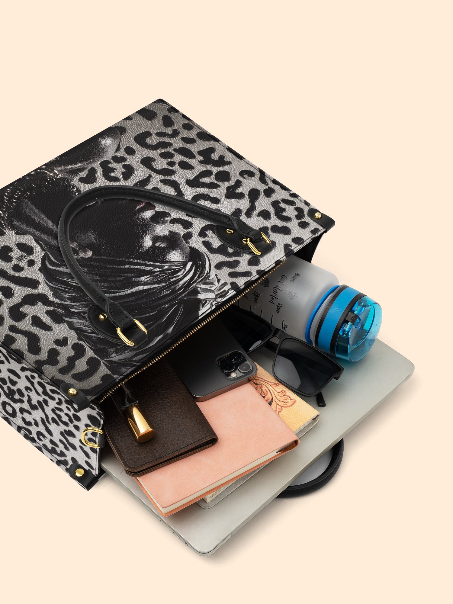 Ardora Leopard Premium Leather Handbag QR0XD464