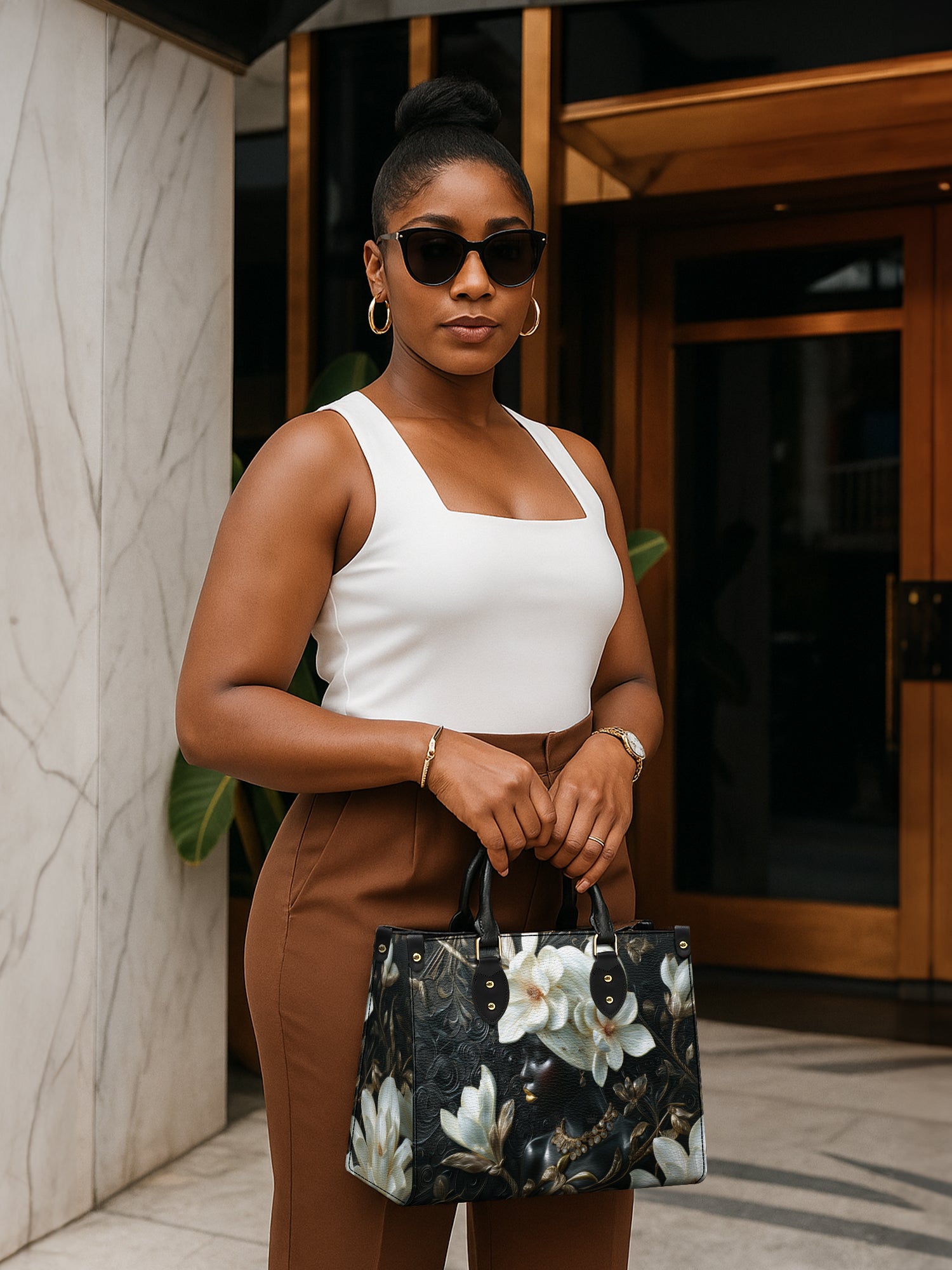 Magnolia Sovereign Premium Leather Handbag QR0XD291