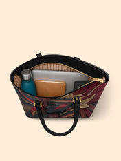 Warrior’s Bloom Sleek Leather Tote QR0TD072