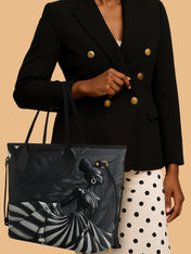 Monarch of Lines Classic Shopper Tote QR0XD432