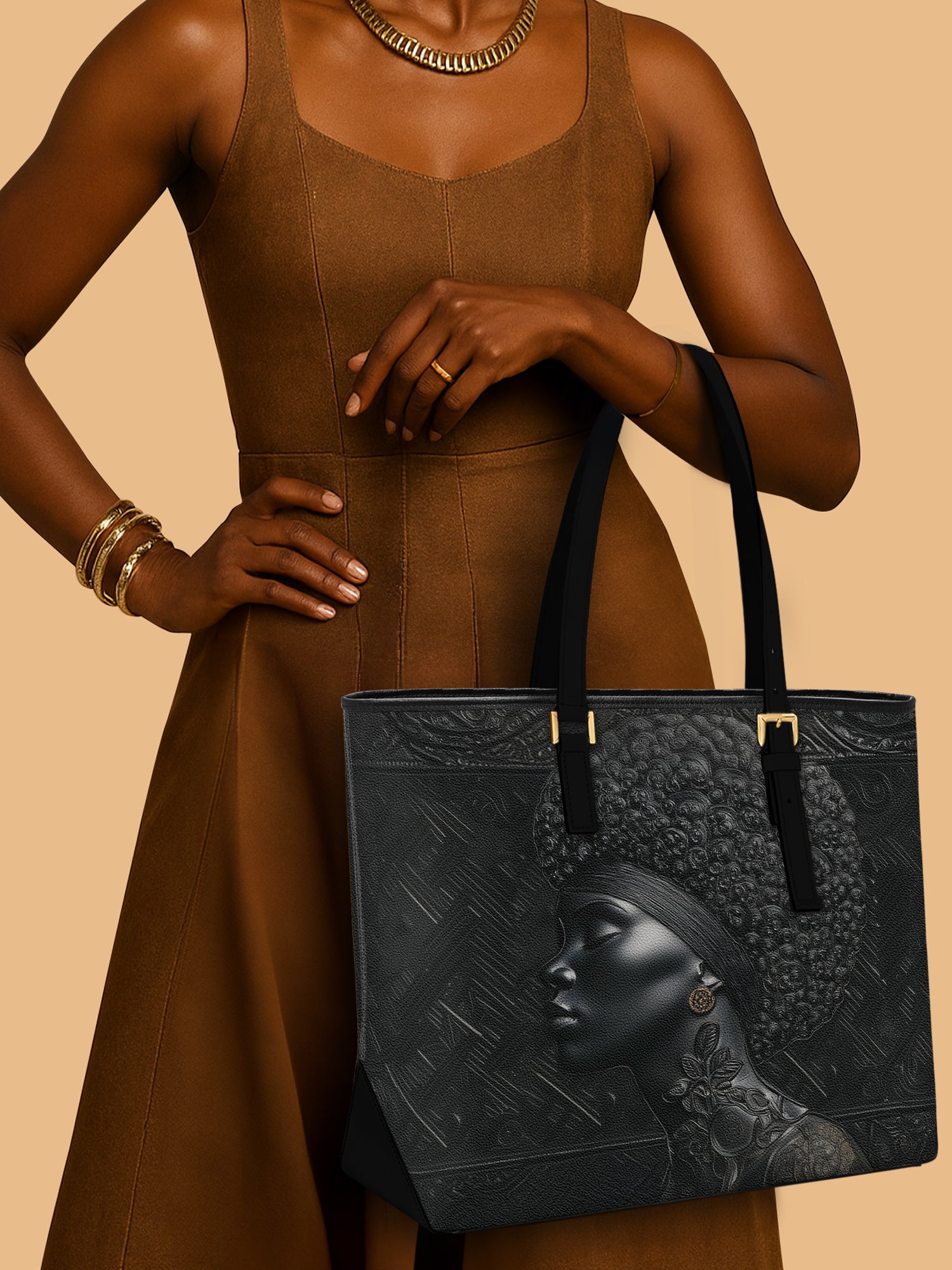 Crowned In Onyx Sleek Leather Tote QR0XD403