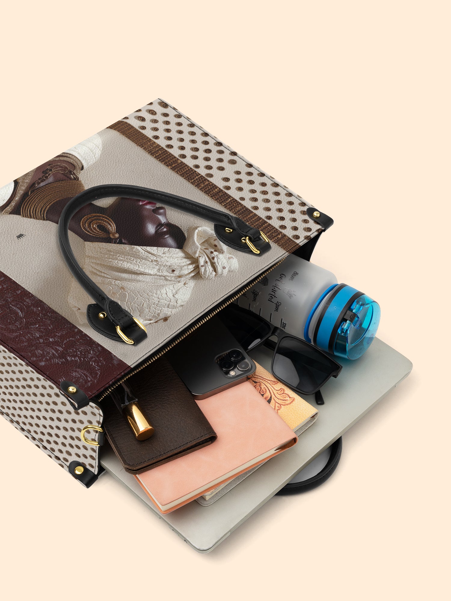 Ivory Luxe Premium Leather Handbag QR0XD569