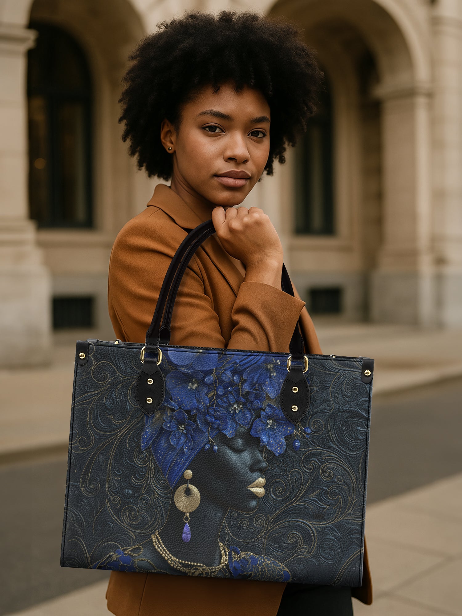 Bluebonnet Moon Empress Premium Leather Handbag QR0XD331