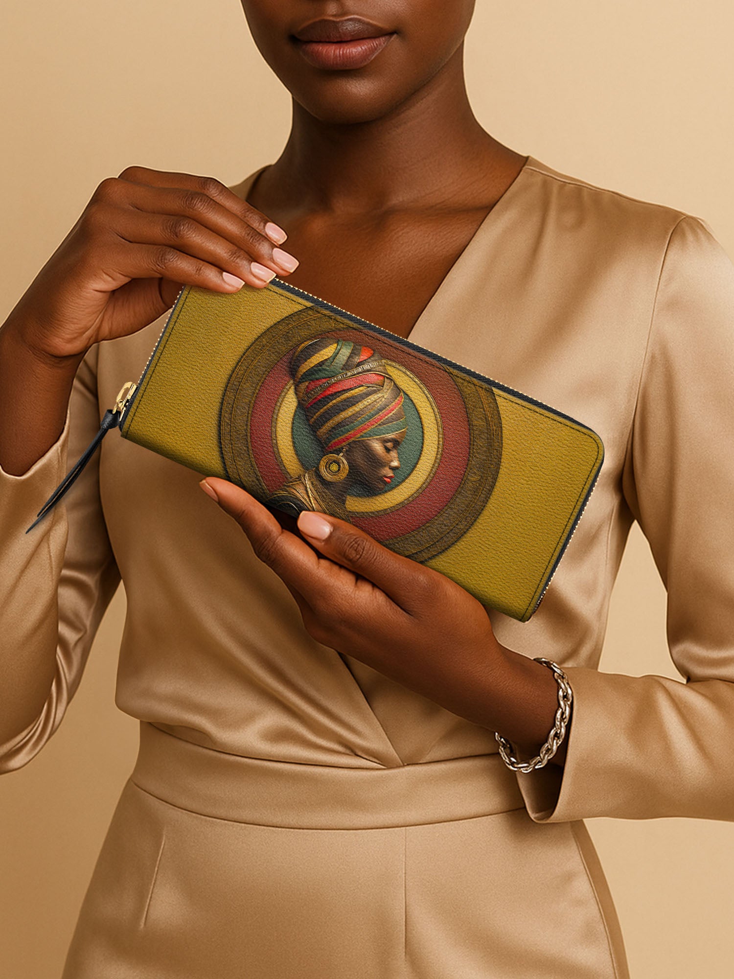 Circles Of Heritage Slimline Zippy Wallet QR0TV163