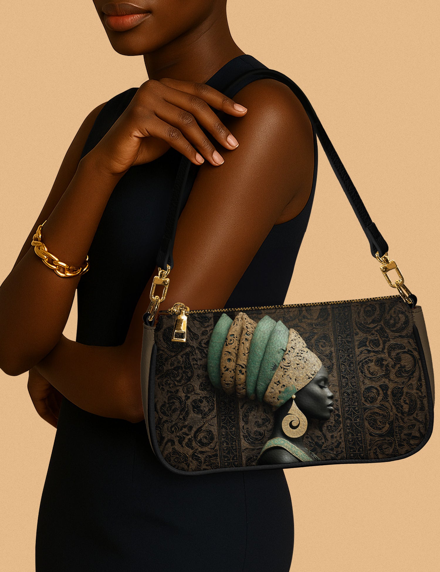 MOCKUPFOCUS_20250926_POCHETTE_BLACK_EmeraldCrown_ARND139_ADSG070_06.jpg