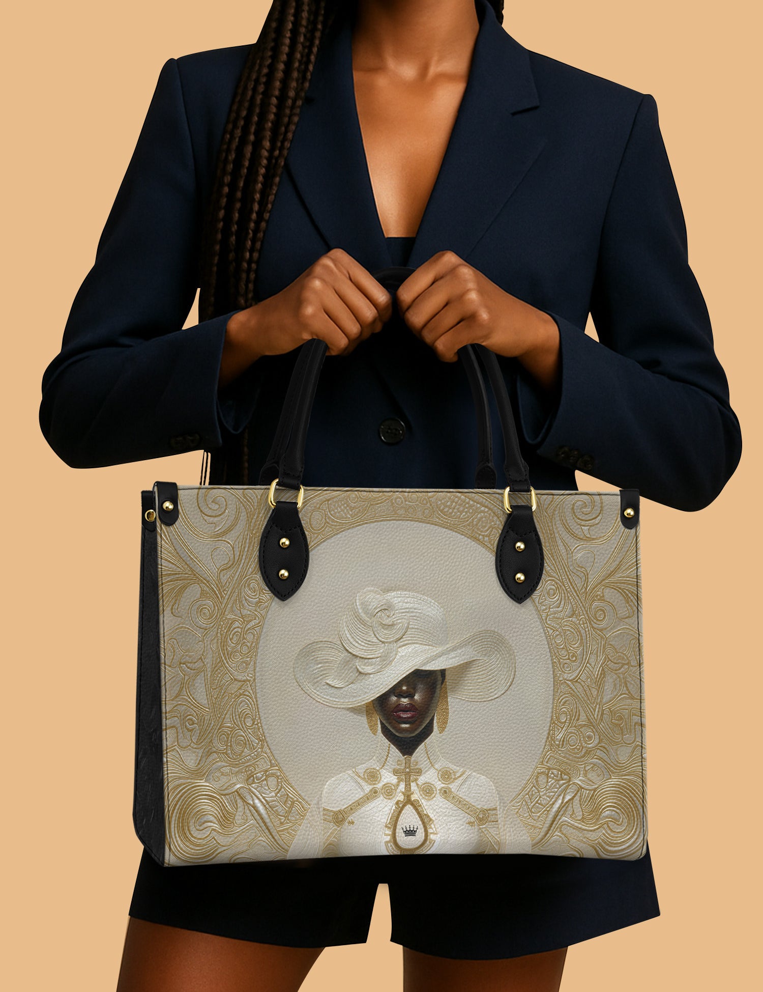 MOCKUP_FOCUS_20250923_POCHETTE_LE_SLIM_BLACK_Heavenly_Ivory_ARND135_ADSG070_02.jpg