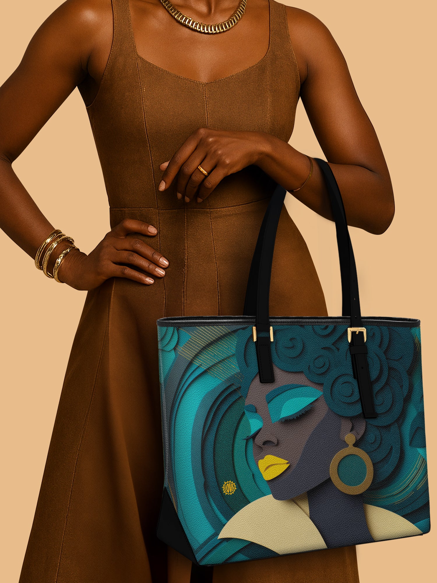 Rooted Spiral Sleek Leather Tote QR0TD114