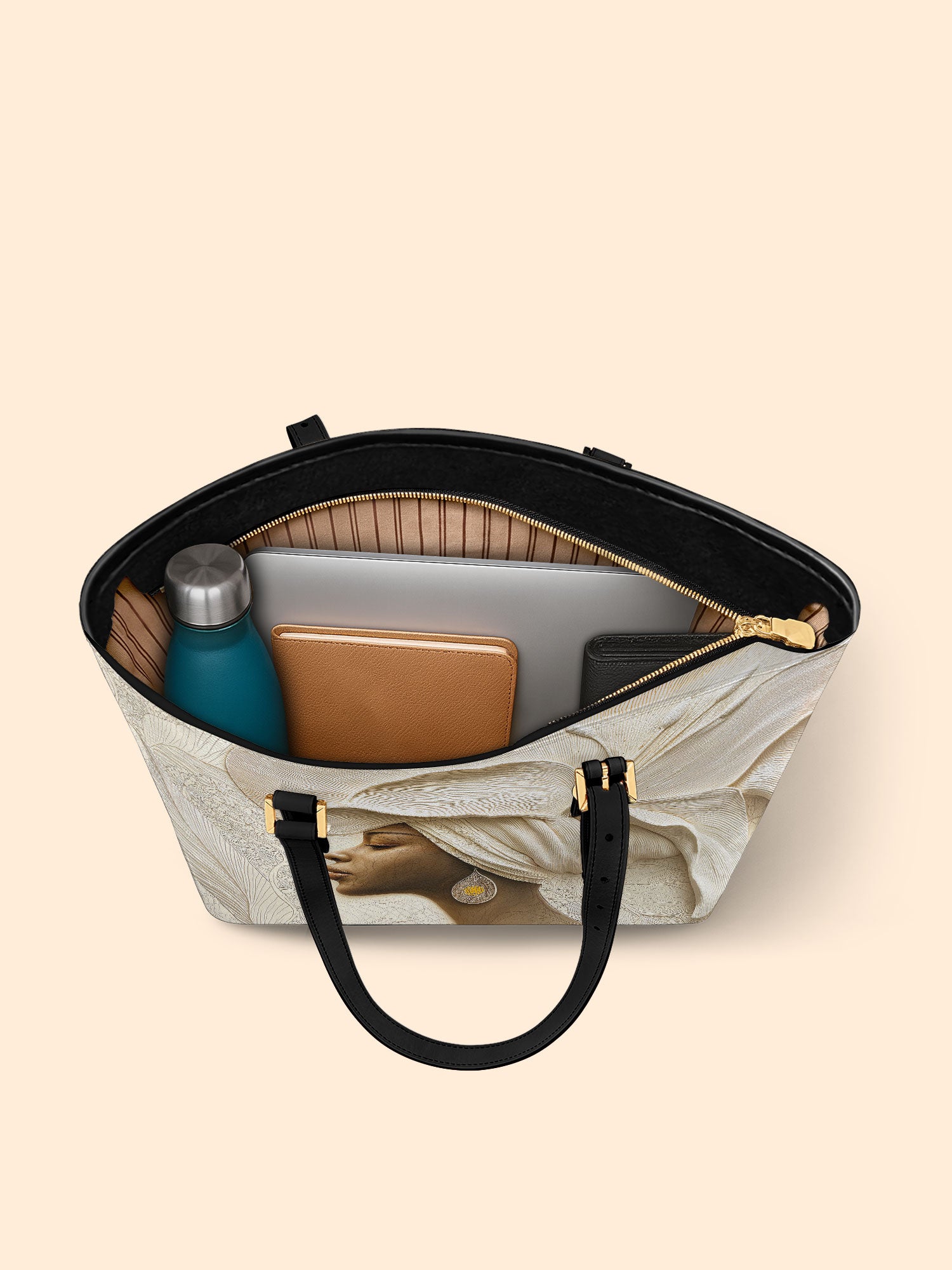 Ivory Blossom Sleek Leather Tote QR0TV124