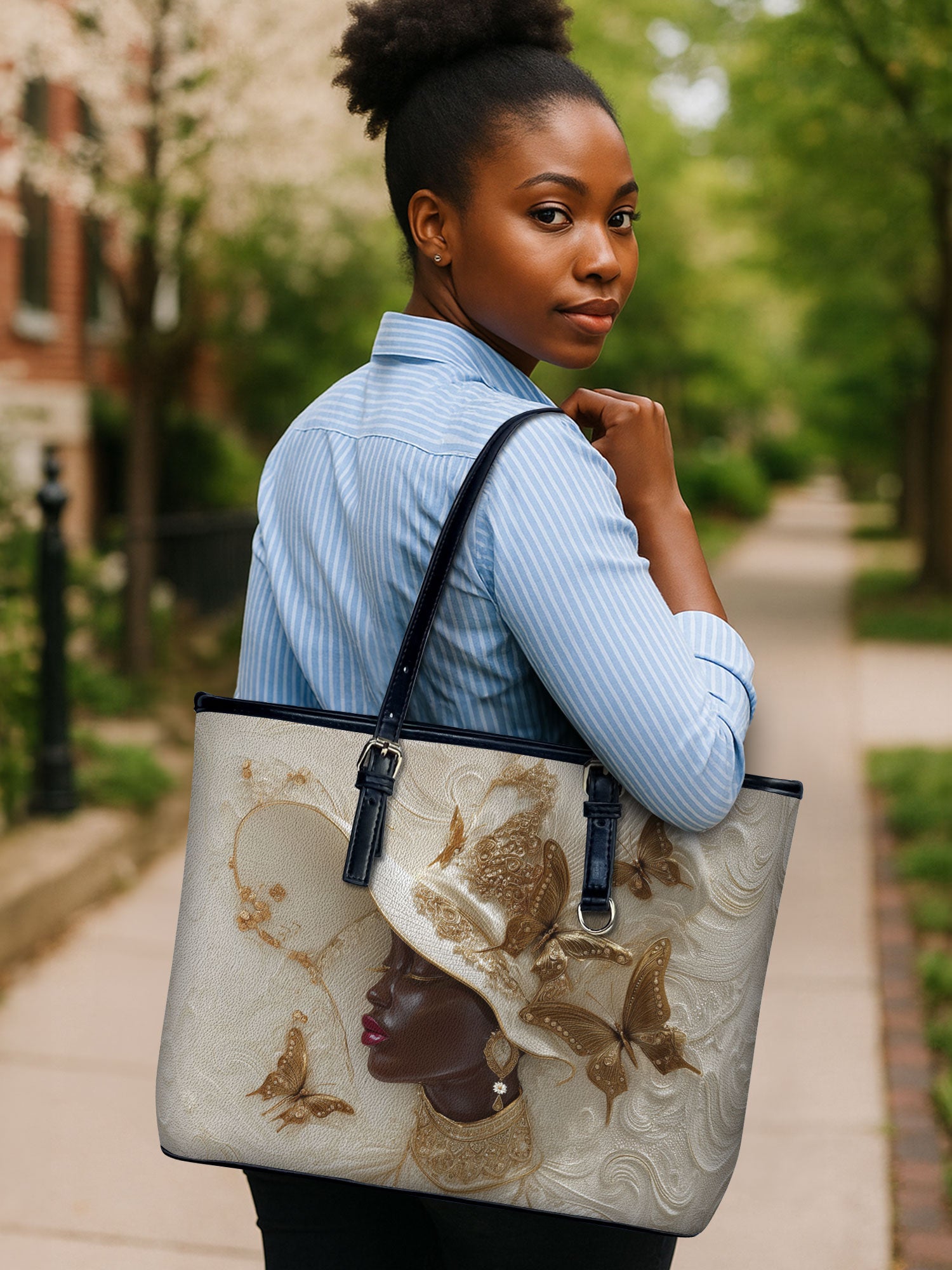 Glorious Grace Leather Bucket Bag QR0XD768