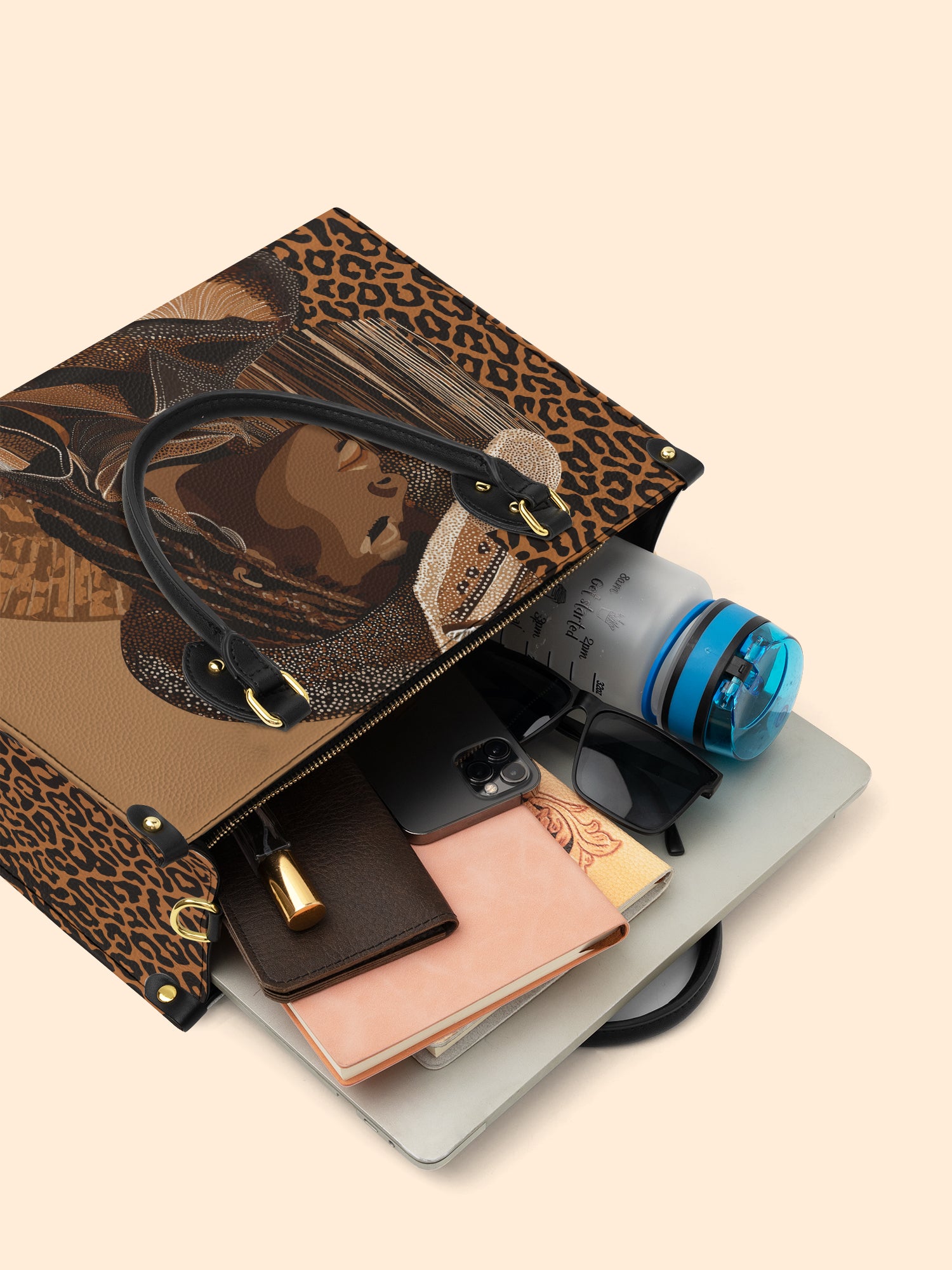 Mahogany Rider Premium Leather Handbag QR0TD503