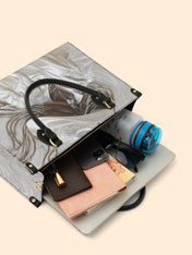 Ebony Dust Premium Leather Handbag QR0TD450