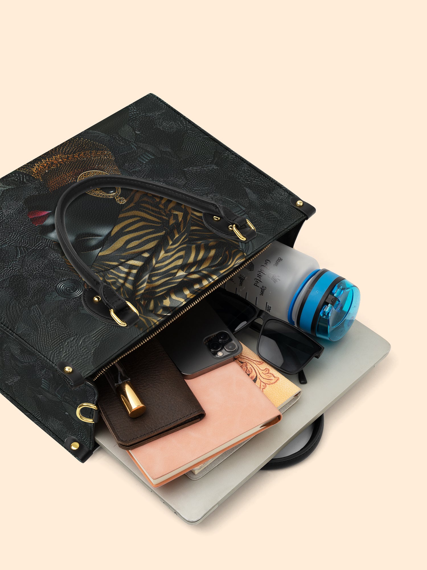 Desert Muse Premium Leather Handbag QR0XD740