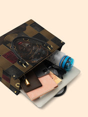 Golden Poise Premium Leather Handbag QR0XD760