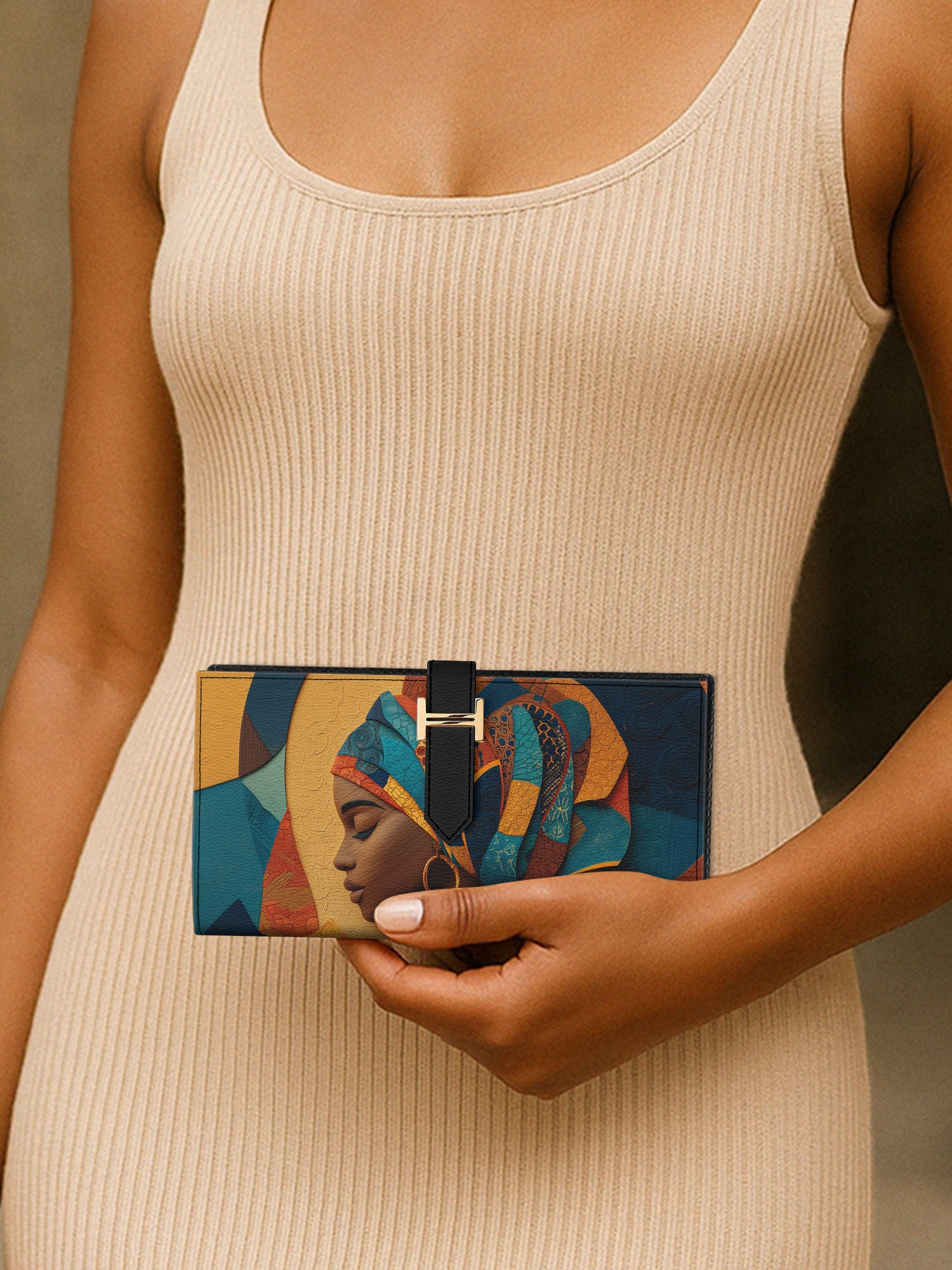 Melanated Muse Tab Closure Wallet QR0HH002