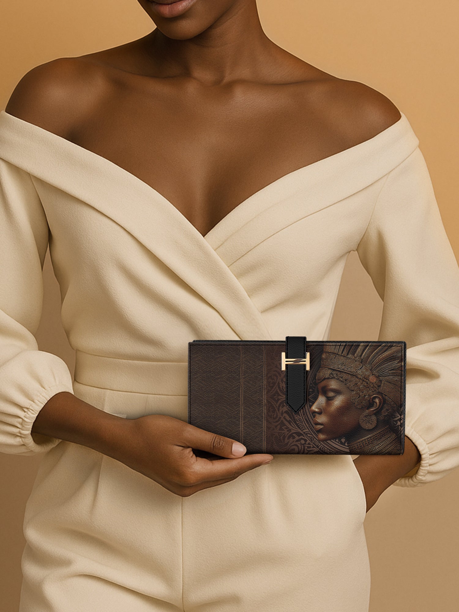 Rooted In Africa Tab Closure Wallet QR0XD016