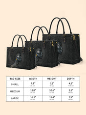 Crowned In Onyx Premium Leather Handbag QR0XD119