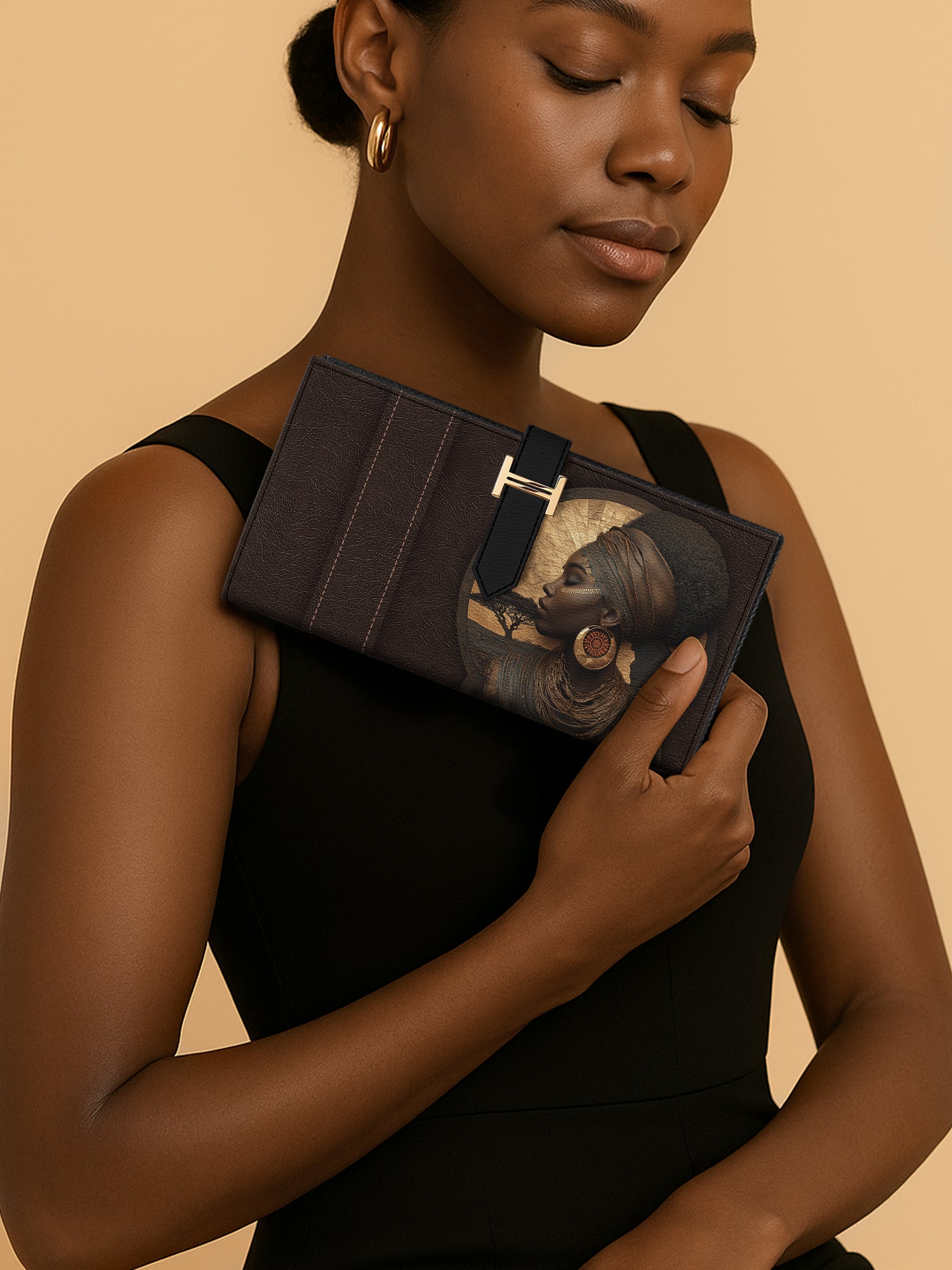 Africa's Spirit Tab Closure Wallet QR0TD167