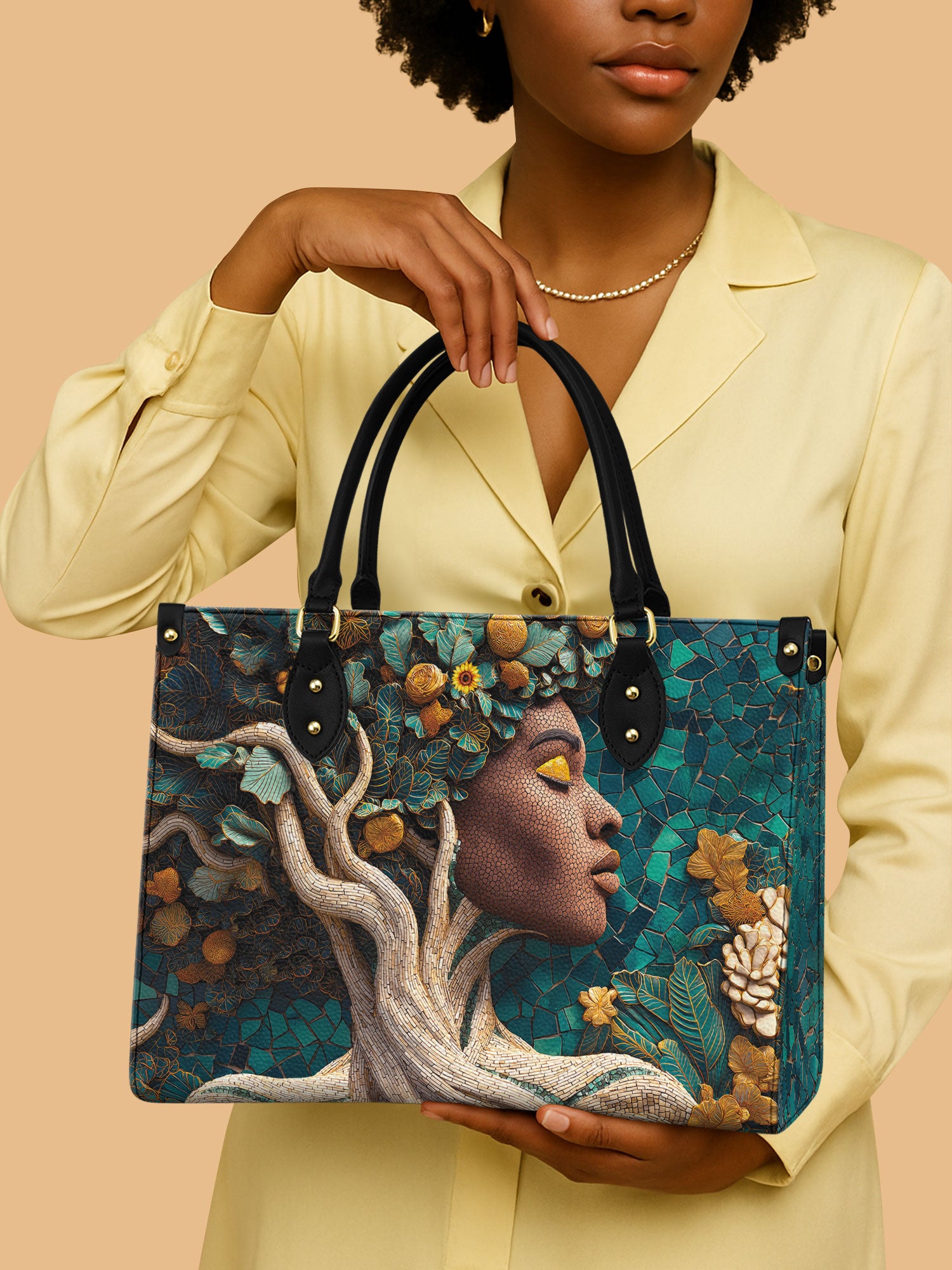 Living Ebony Premium Leather Handbag QR0TV049