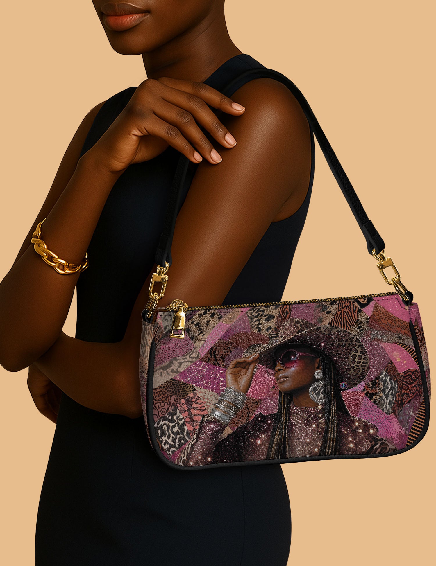 20250909_POCHETTE_BLACK_BOLD-COWGIRL_ARND135_ADSG122_Mockup_Focus_1.jpg