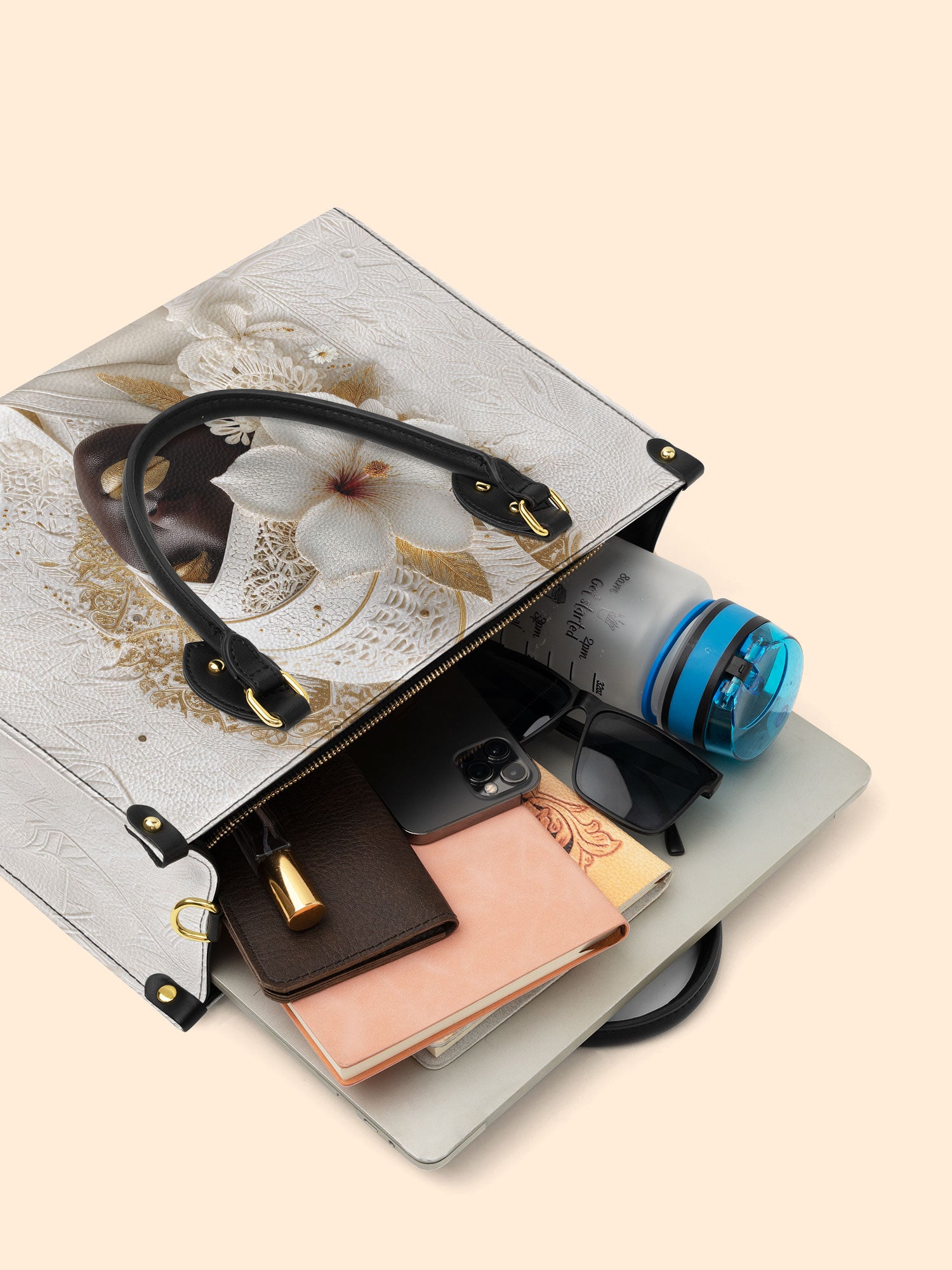 Ivory Bloom Premium Leather Handbag QR0TD322