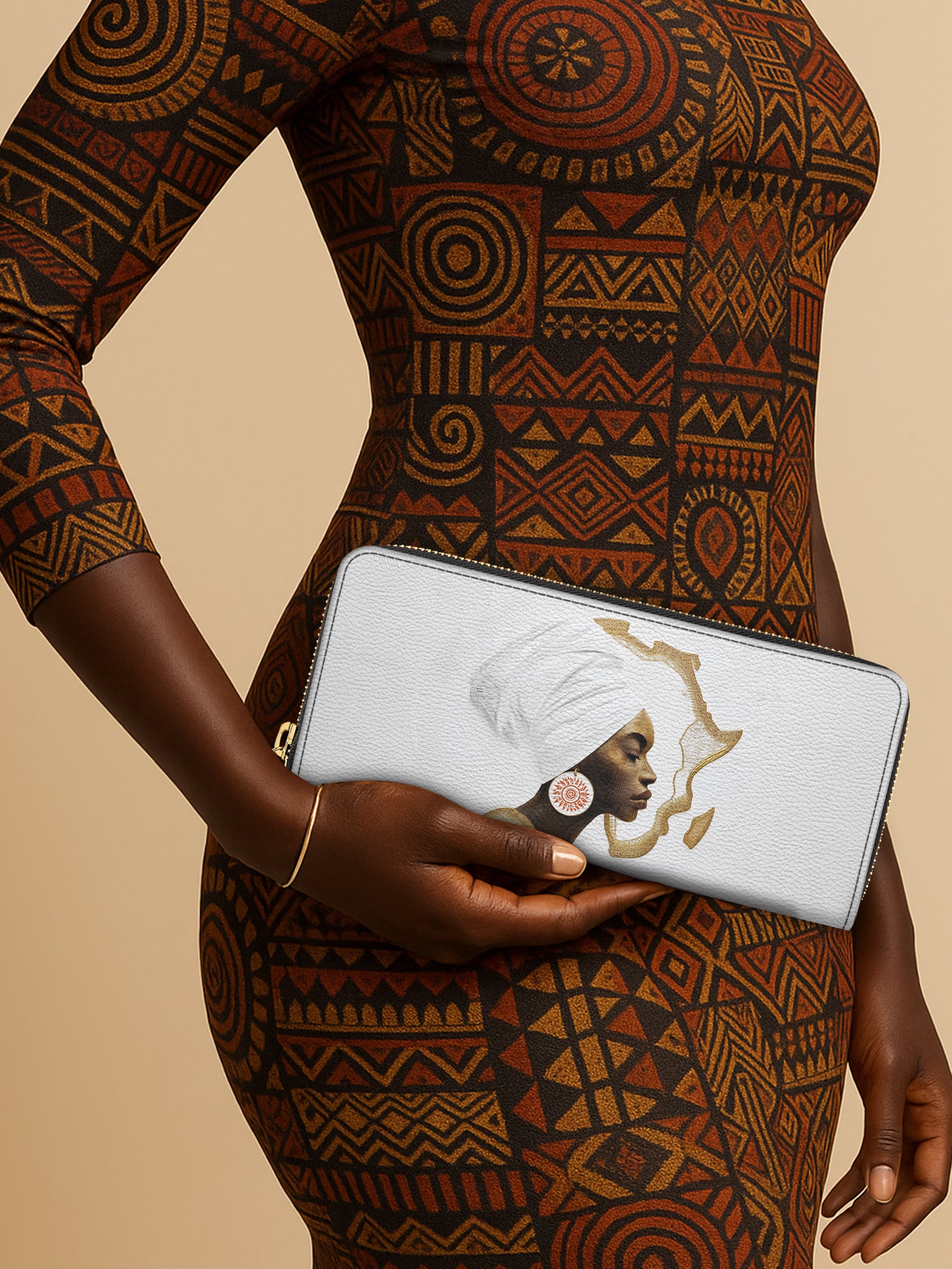 Sacred Continent Slimline Zippy Wallet QR0TD335