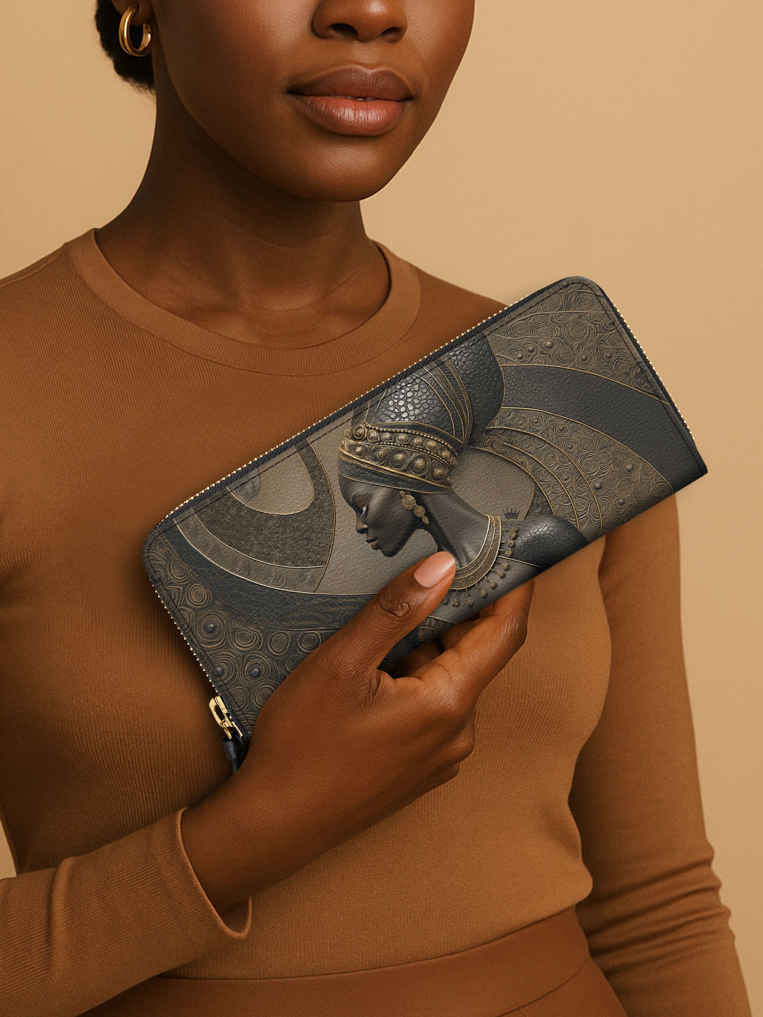 Amoura Legacy Slimline Zippy Wallet QR0XD594